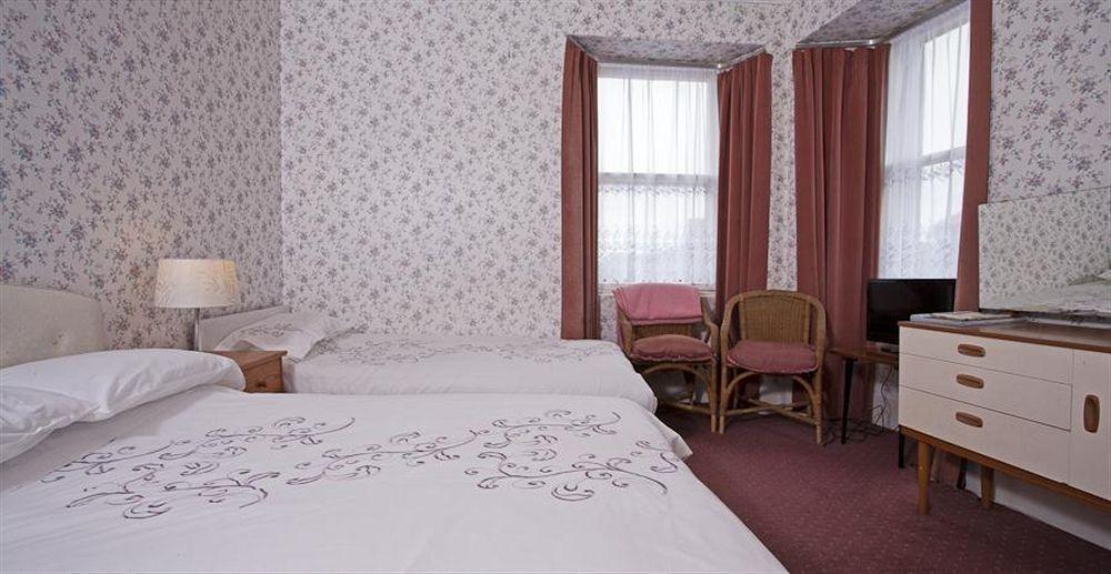 Waverley Hotel Nairn Esterno foto